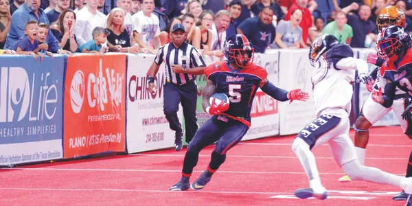 Benizio Sports indoor football game day action